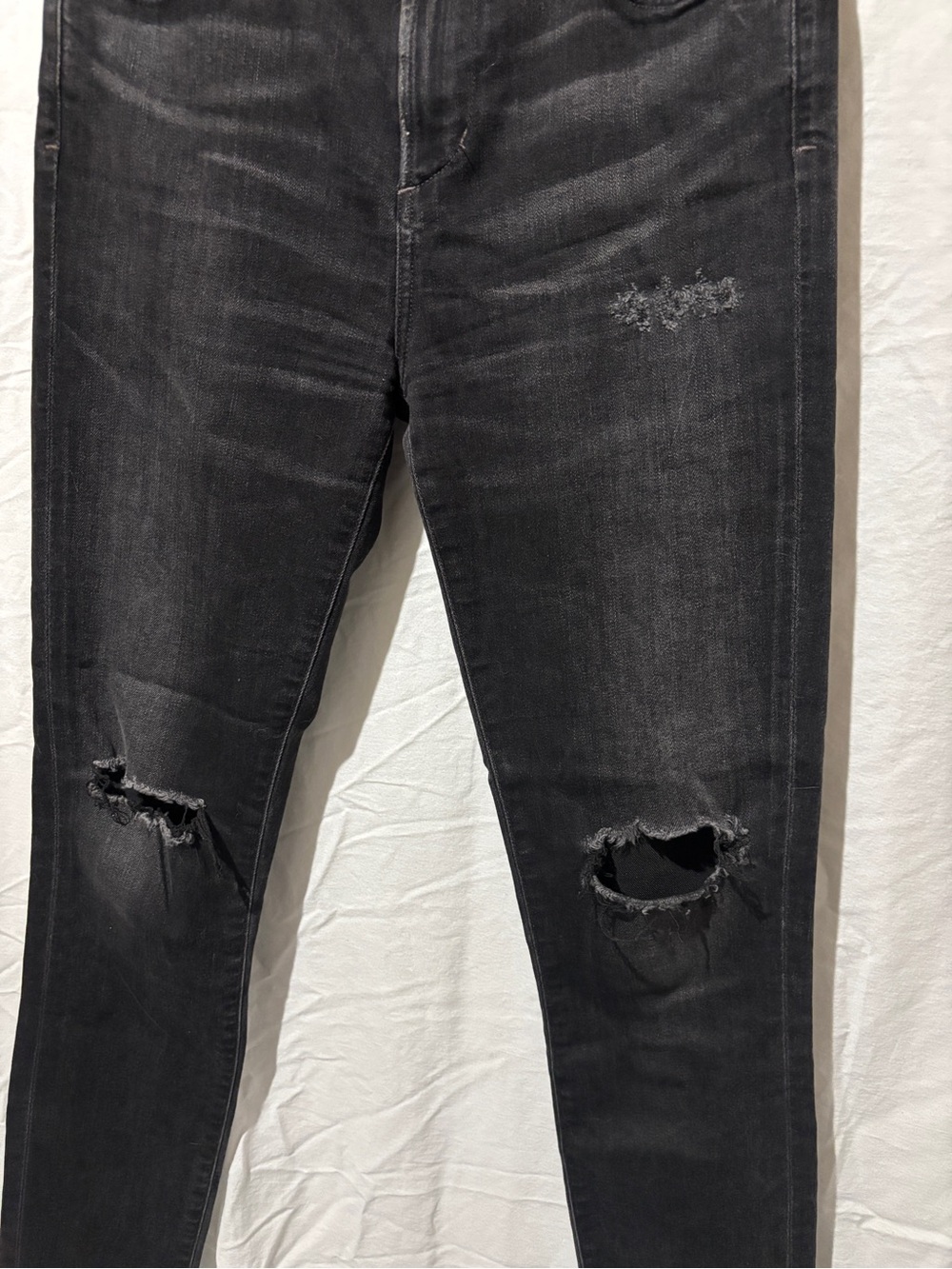 Citizens of Humanity Rocket high rise skinny jeans in black - Picture 2 of 8